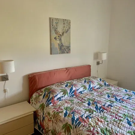Valeriana Vacanze Apartment *